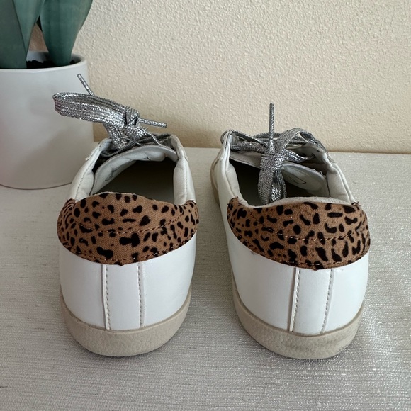 JF Zaylee White /Gray Sninny Lace Up Sneakers Woman’s 6 - Picture 10 of 12